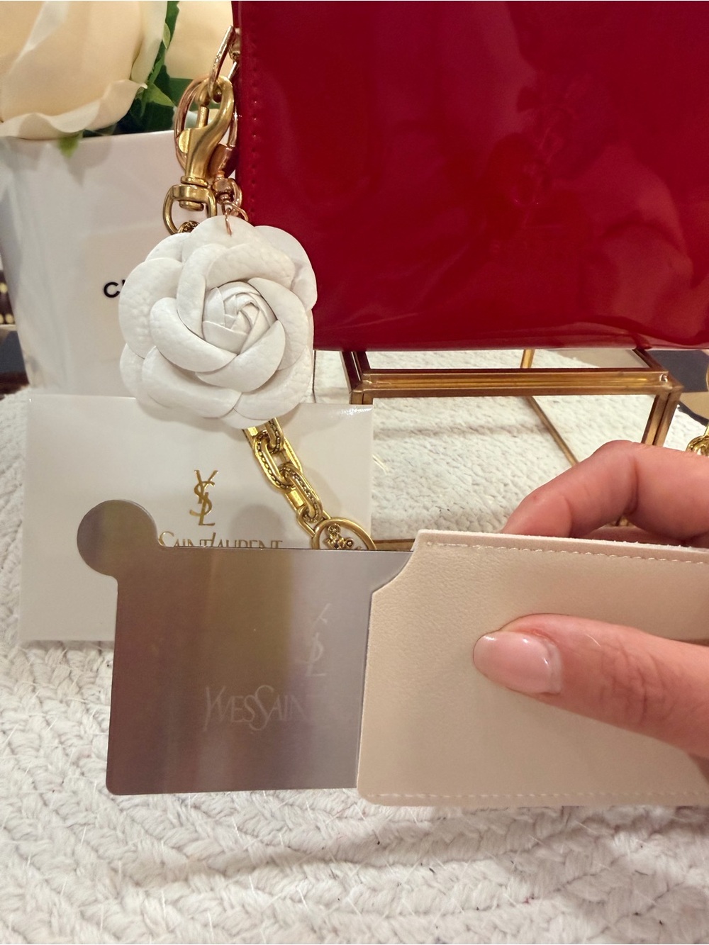 YSL Beaute NEW Red Patent Leather Pouch Shoulder Bag + Chain & Card Mirror ✨ - Picture 10 of 13